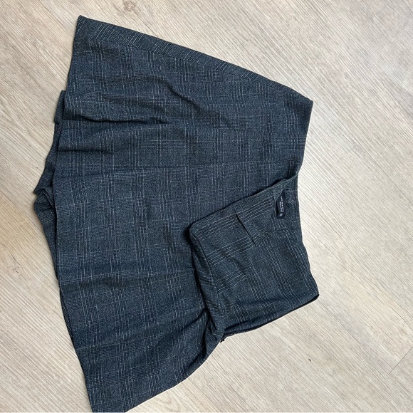 Dark Gray Mini Skirt - Picture 4 of 4